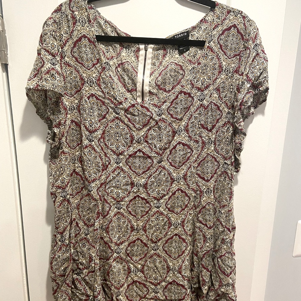 Women’s Blouse | Torrid | | Size 2 |